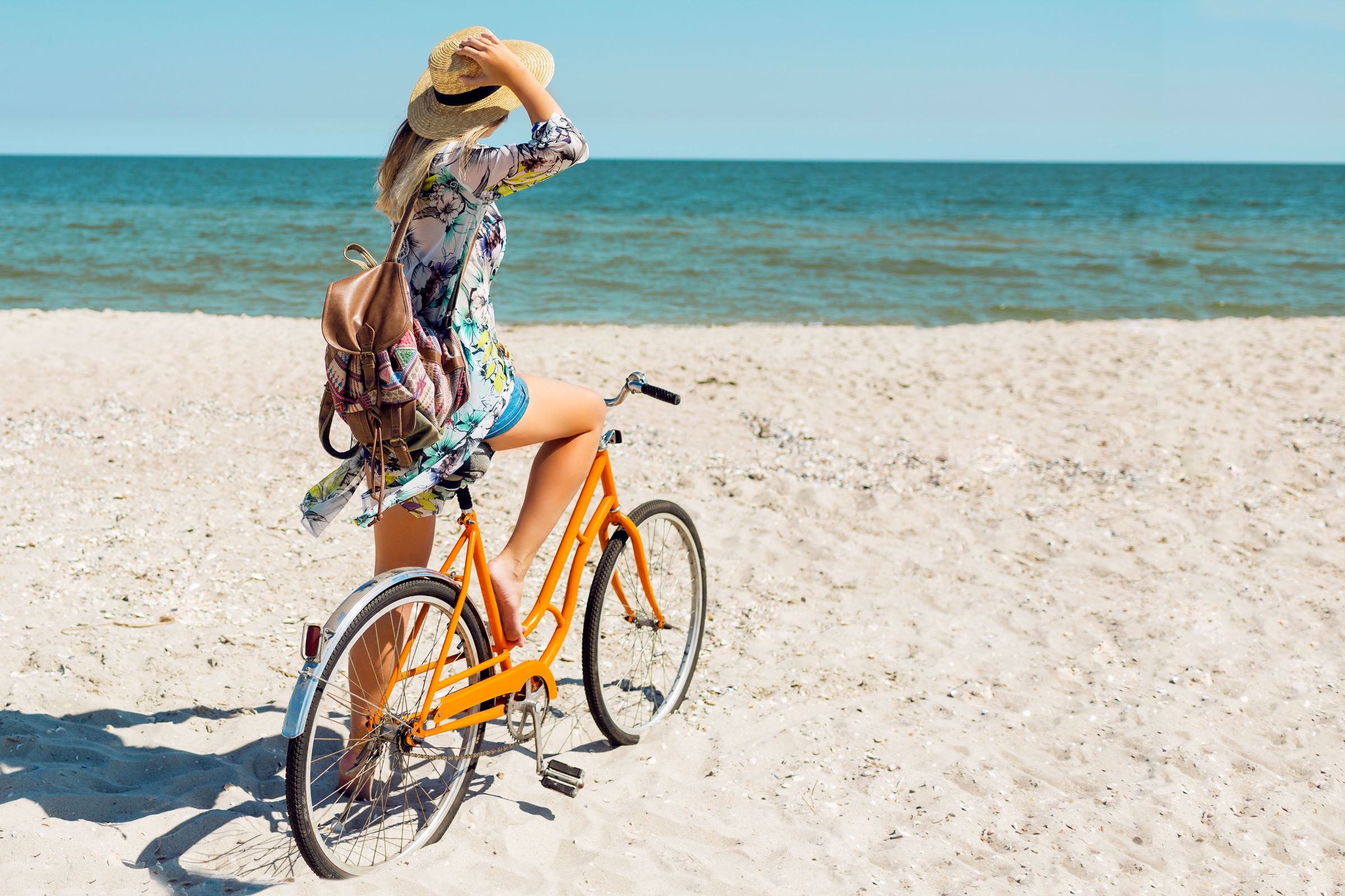 מתגלגלים אל המקום הנמוך בעולם: הכול על טיולי אופניים בים המלח
